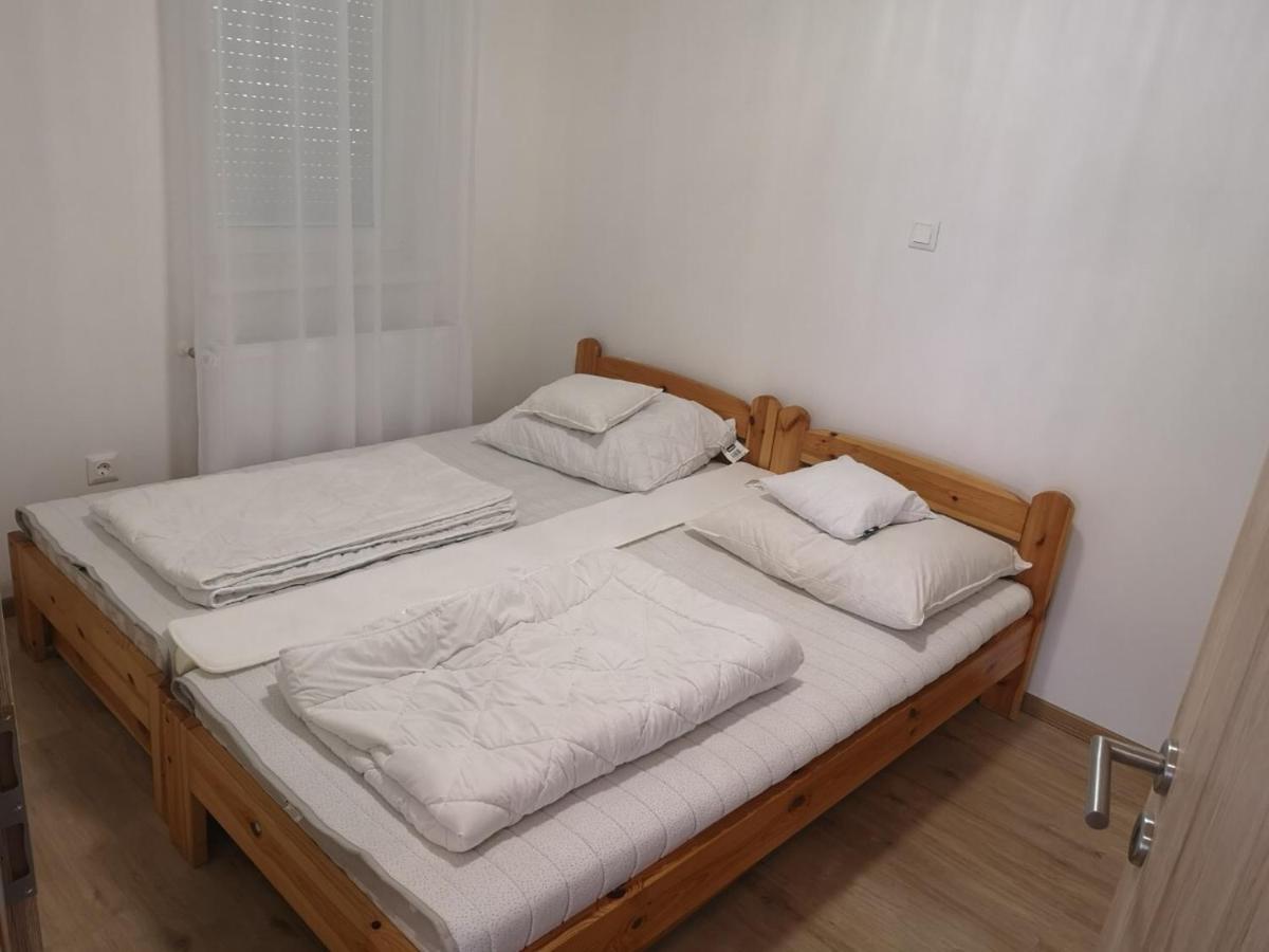 Nella Apartman Apartment Siofok Exterior photo