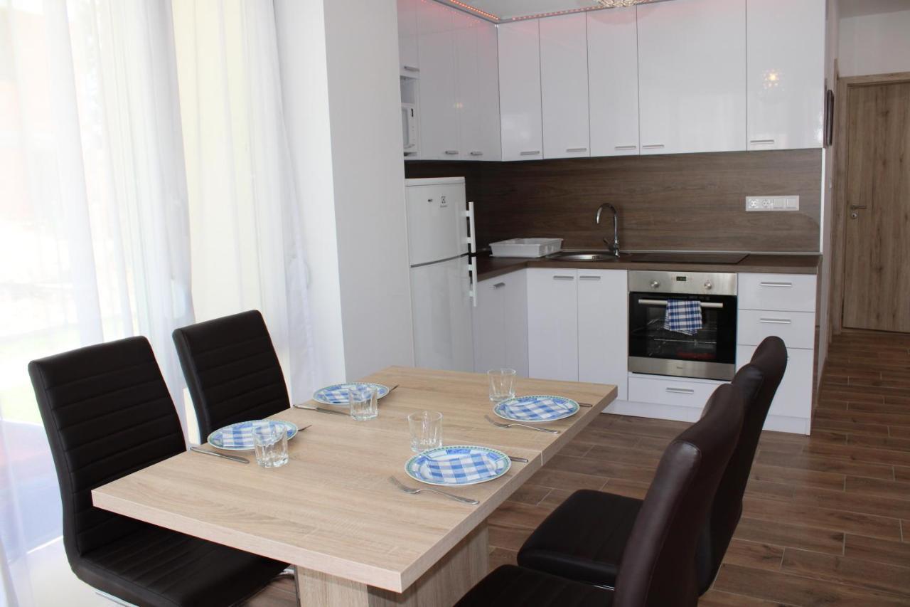 Nella Apartman Apartment Siofok Exterior photo